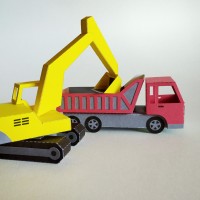 Lancement de nouveaux modèles d'excavatrice et de camion à benne basculante