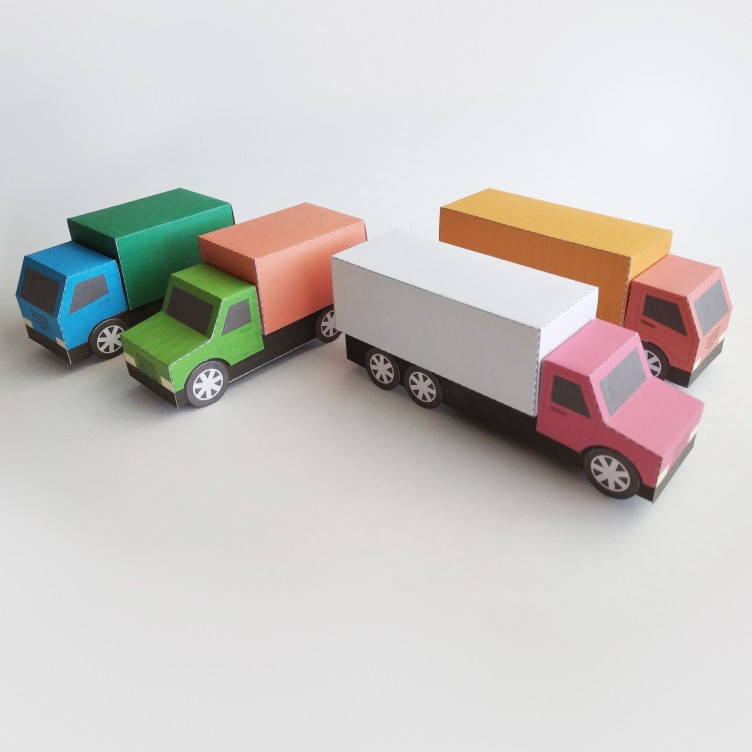 CAMIONS 4 en 1. Paper Toys / Coffrets Cadeaux