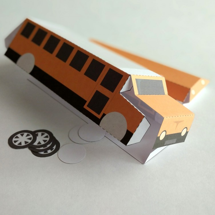 BUS Type C. Autobus Scolaire en Papier / Boîte Cadeau